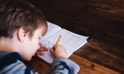 Homeschool para Famílias Nômades: Educação com Liberdade pelo Mundo